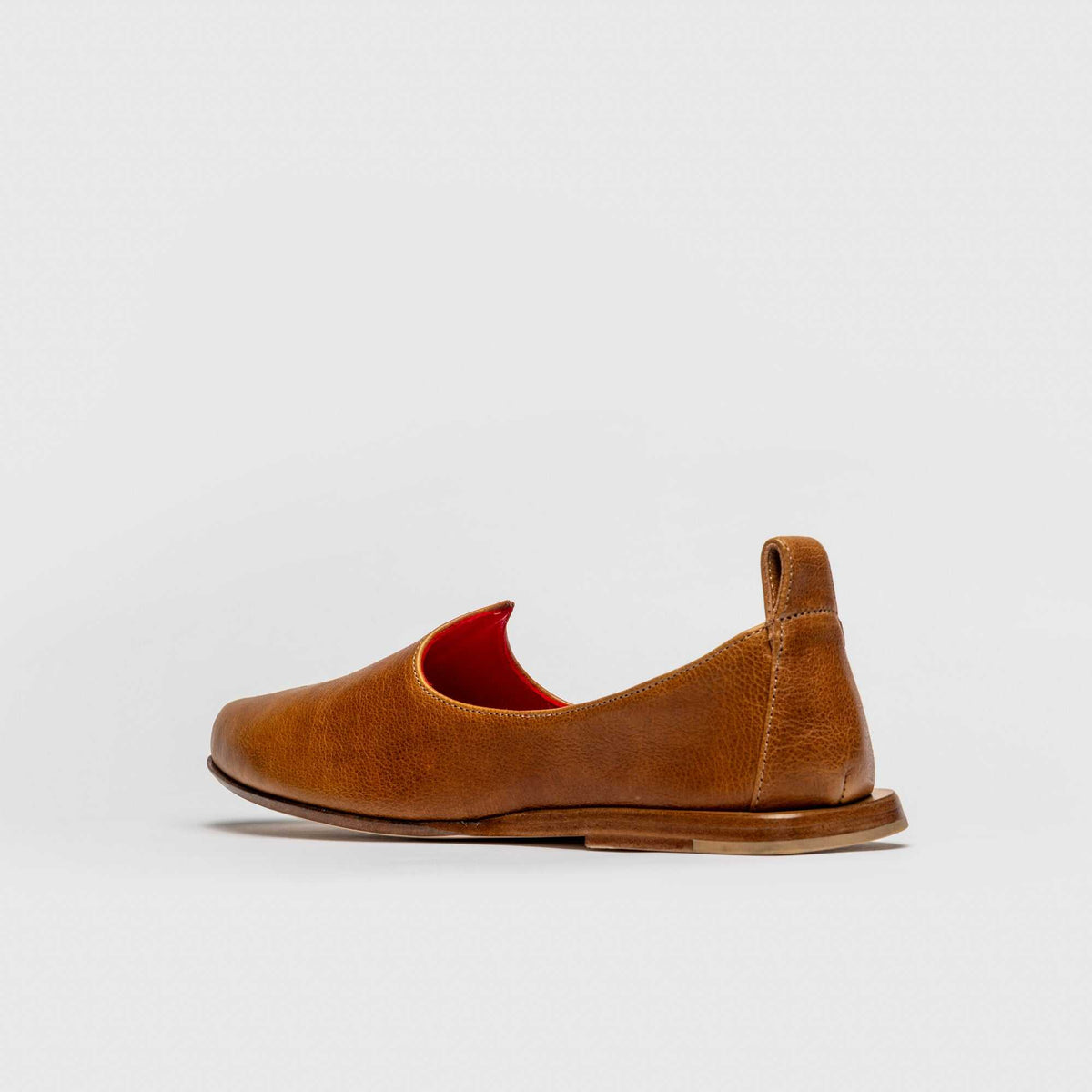 JOCO Jodhpur men's Mojri loafer in cognac brown calfskin, red lambskin lining, handmade in Lucca, Italy